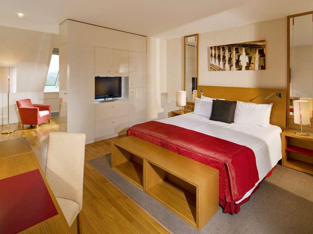 Mamaison Riverside Hotel Praag