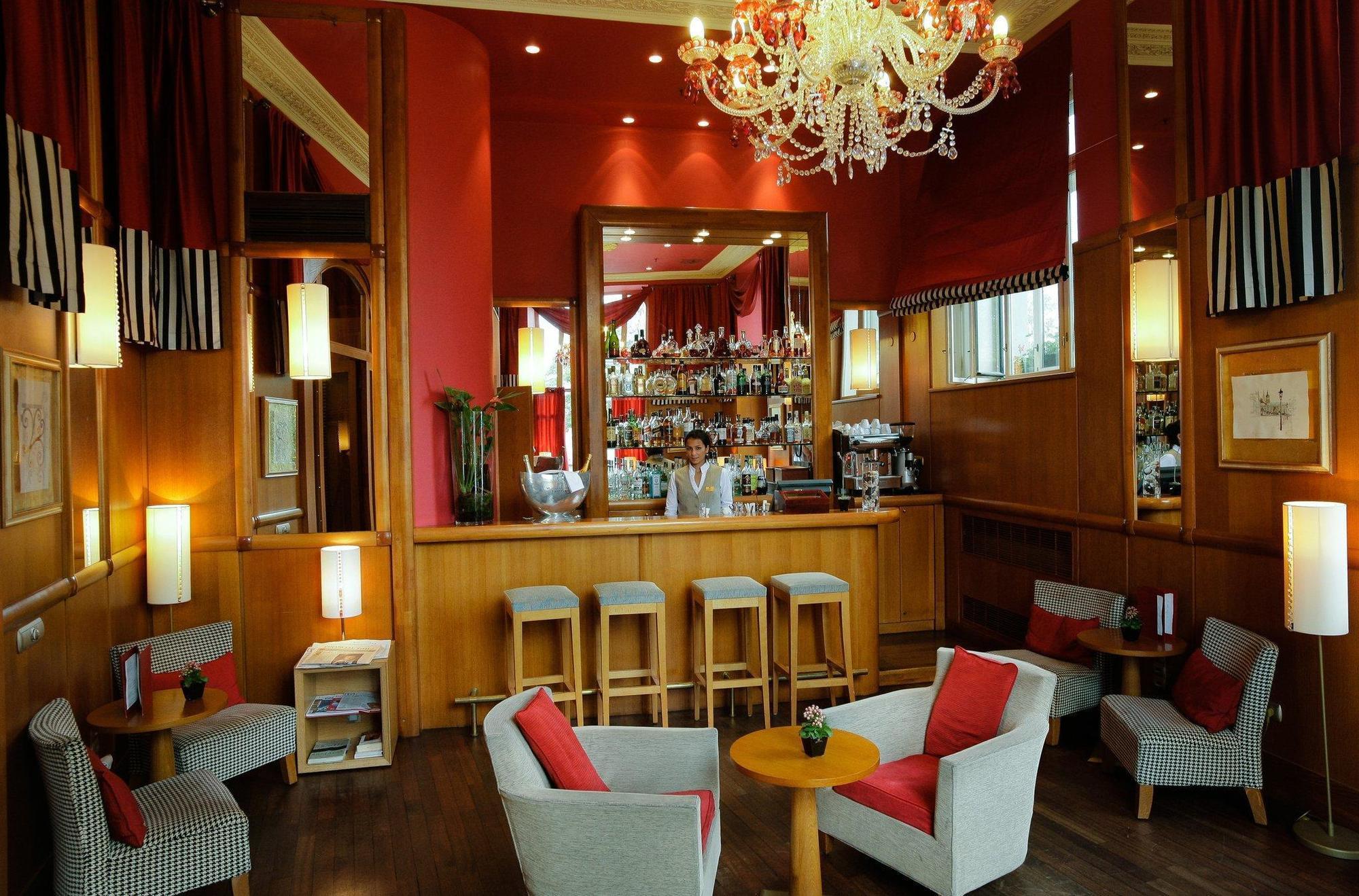 Mamaison Riverside Praag