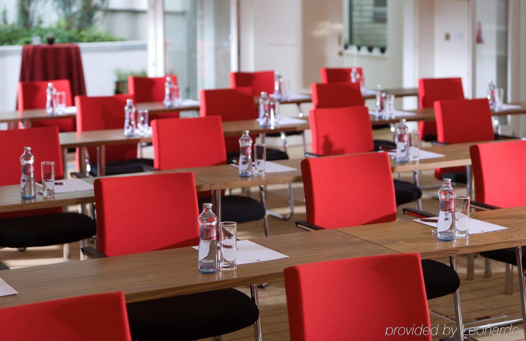 Mamaison Riverside Hotel Praag
